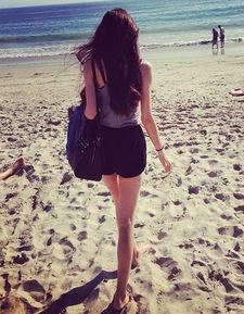 娱乐吃瓜酱背影头像女,揭秘娱乐吃瓜酱背后的神秘女生